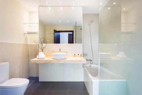 Hotel Colon Rambla - image 2