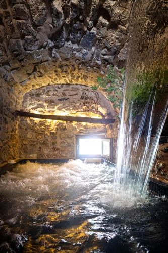 Pezsgőfürdő, WUNDERGARTEN Private Home Spa in Gratteri