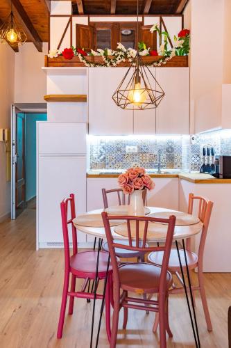 Fabie Triana Loft by Valcambre Room Type - One-Bedroom Apartment