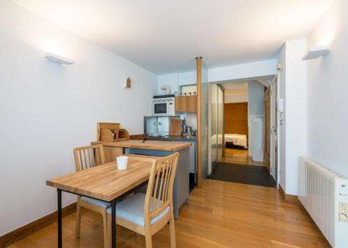 Tenderia apartment by People Rentals, Бильбао (фото 3)