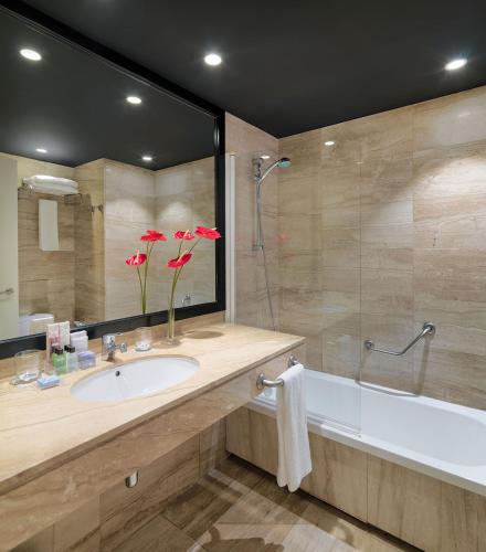 Hotel H10 Itaca