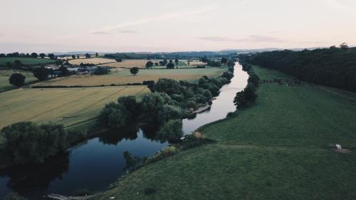 White House on Wye Glamping