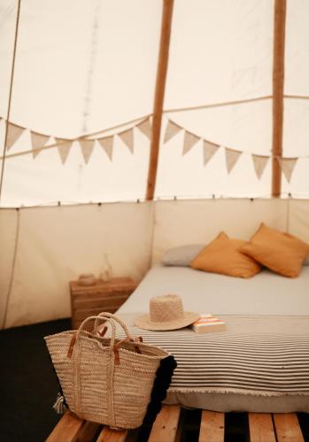 White House on Wye Glamping