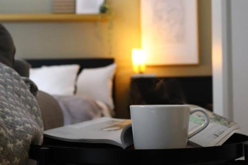 Picture of Luxurious Fully Equipped Cowley 1 Bed Apartment With Free Parking