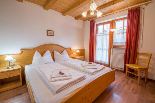 1 double bed, 2 sofa beds
