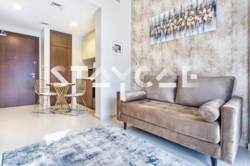 Staycae Holiday Homes - Vera by DAMAC Near Downtown, Business Bay, Дубай (фото 3)
