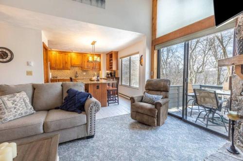 Luxury Seven Springs Condo- 3 Bed & Loft, 3 Bath