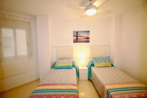 APARTAMENTO POSTIGUET CON BALCON - image 3