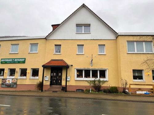 Cici Monteurunterkunfte Plettenberg Oestertal 6.2km von Bärlappweg entfernt