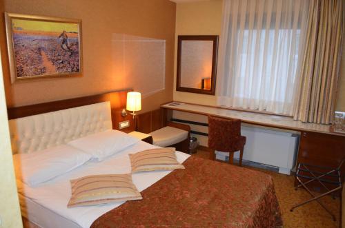 Yuksel Hotel, Istanbul (photo 3)