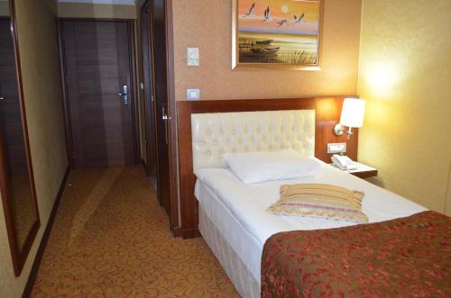 Yuksel Hotel - image 11