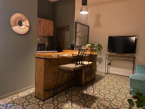 Kadikoy Tarihi Mahallede Loft Tasarimli Daire