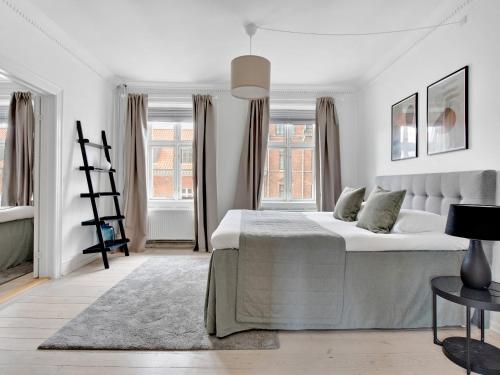 Sanders Stage - Endearing Three-bedroom Apartment Near Nyhavn