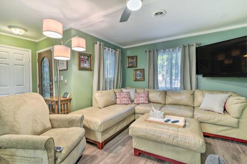 Pet-Friendly Taylor Home with Backyard Oasis! in Taylor, USA