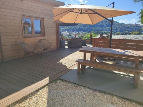 Le Chalet jacuzzi et Détente 4 Étoiles