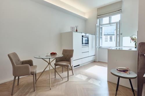 High Heaven - image 3