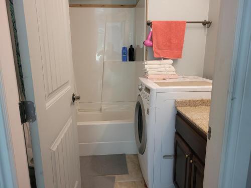 Vancouver Jennys Guesthouse in Coquitlam, Canada