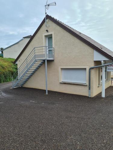 Exterior view, Gite de la Gourgeonne in Vanne