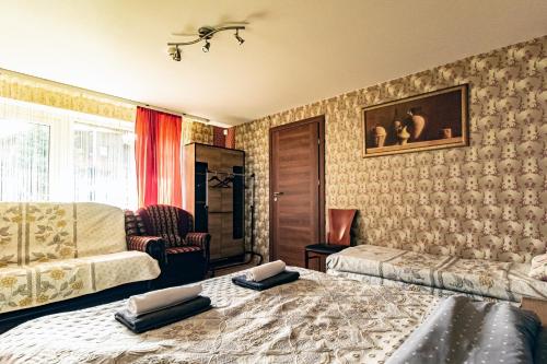Viešnagė pas Valentiną (Viesnage pas Valentina) in Sužionys
