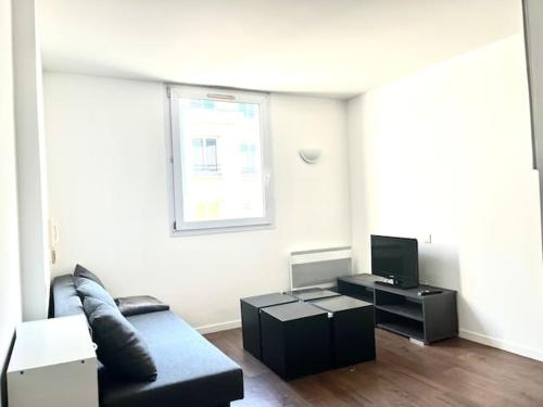 Studio - Disney-Paris Gare 2min