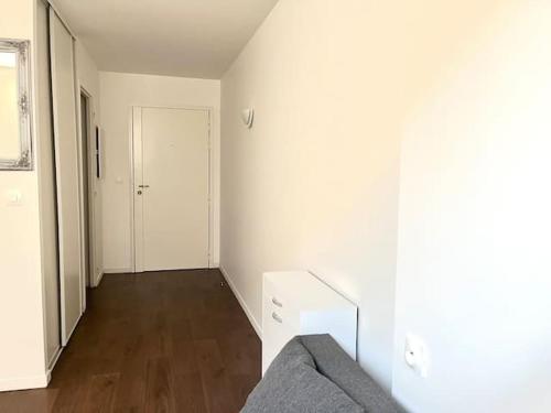 Studio - Disney-Paris Gare 2min