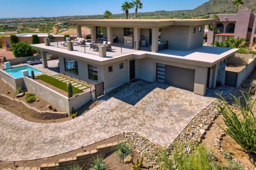 Fountain Hills Escape with Panoramic Mtn Views!