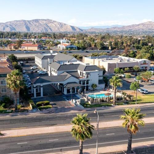 MainStay Suites Moreno Valley Near March Air Reserve Base - 숙소 외관