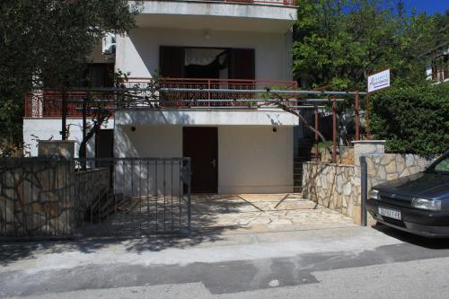 Apartment Vrboska 8748a - image 8