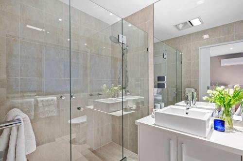 Louttit Bay Apartment 1