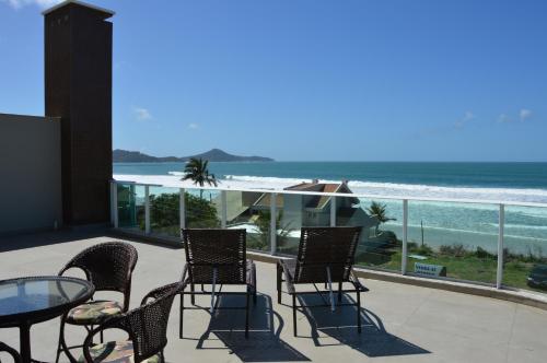 Belíssima cobertura duplex - De frente para o mar - Bombinhas-SC