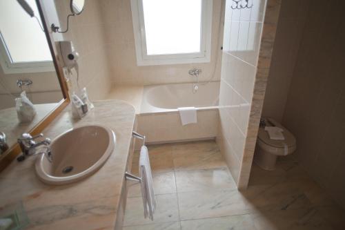 Junior Suite image 2