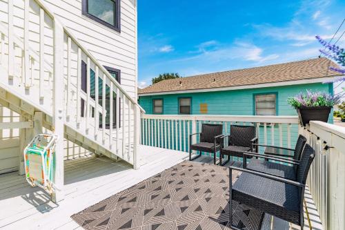 Soleil House - Unit B in Galveston, USA