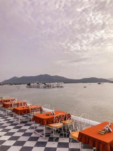 Étterem, Jagat Niwas Palace Hotel near Bagore-Ki-Haveli