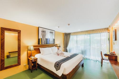 room detail thumbnail 1