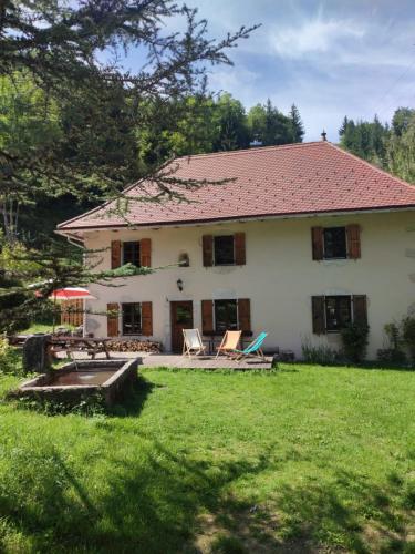 chalet Saint Joseph au coeur du massif de la Chartreuse ! gîte à louer Les Reverdys