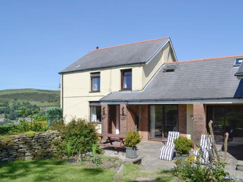 Brynllefrith Farmhouse