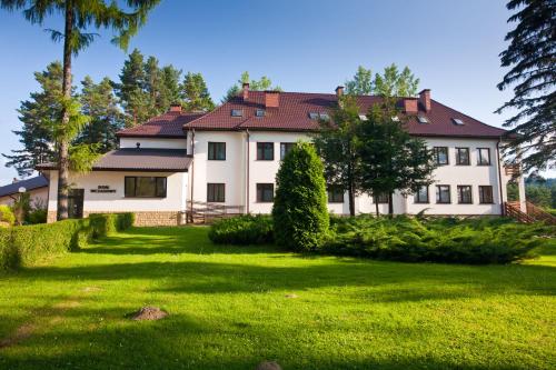 Perła Bieszczadów - Dom Wczasowy - Accommodation - Czarna