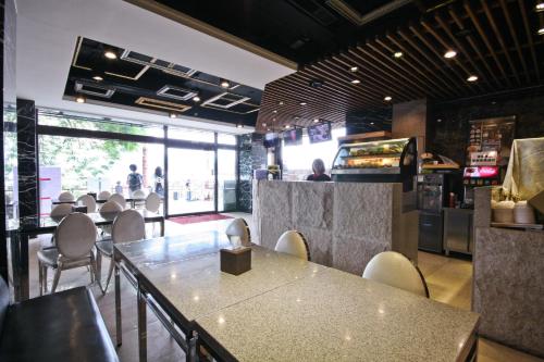 Restaurant, Shui Sha Lian Hotel - Harbor Resort in Nantou