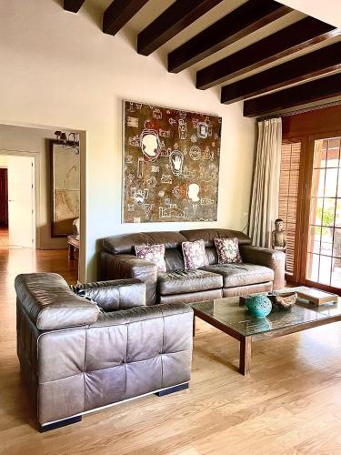 Precioso chalet a 15 min de Madrid in 特雷斯坎托斯