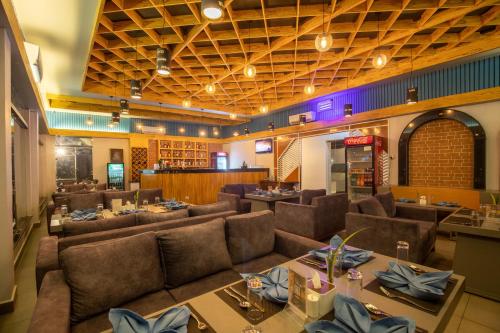 Great food & dining