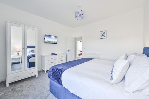 The Falstone Apartment - image 4