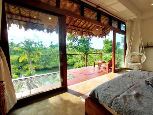 The River Hideaway The River Hideaway