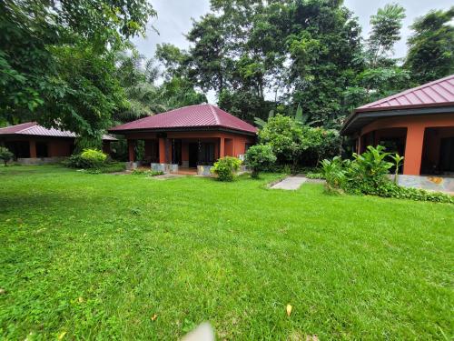 Big Foot Safari Lodge in Ashanti