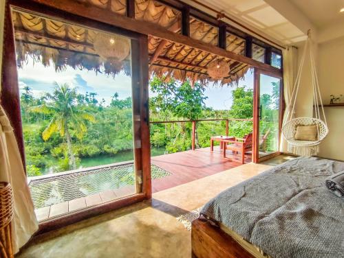 The River Hideaway The River Hideaway