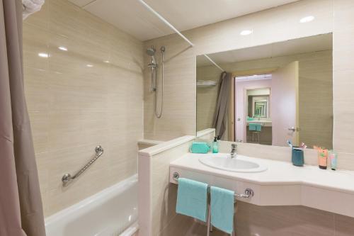 Hotel Bahía Calpe by Pierre & Vacances - image 6