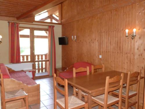 . Appartement Lanslevillard, 3 pièces, 6 personnes - FR-1-508-117