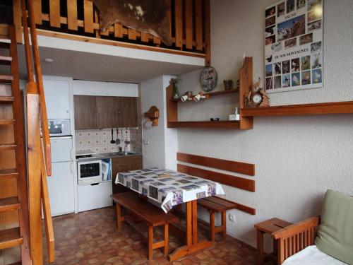 Appartement Aussois, 2 pièces, 4 personnes - FR-1-508-157 - Apartment - Aussois