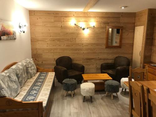 Appartement Aussois, 4 pièces, 8 personnes - FR-1-508-221 - Apartment - Aussois