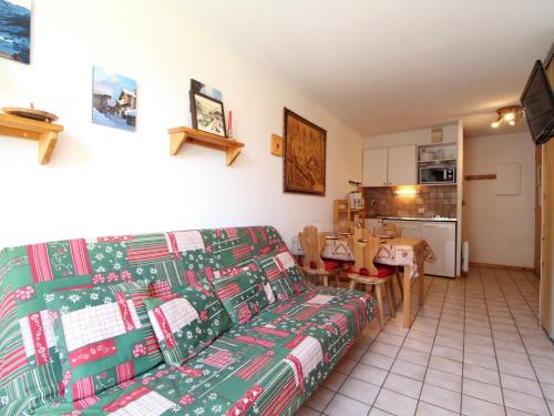 Appartement Lanslevillard, 2 pièces, 4 personnes - FR-1-508-174 Lanslevillard Val Cenis