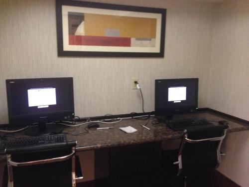Best Western Harrisburg North Hotel - image 7